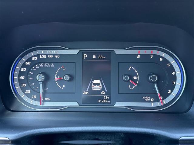 Photo of 2023 Shimmering Silver Hyundai TUCSON