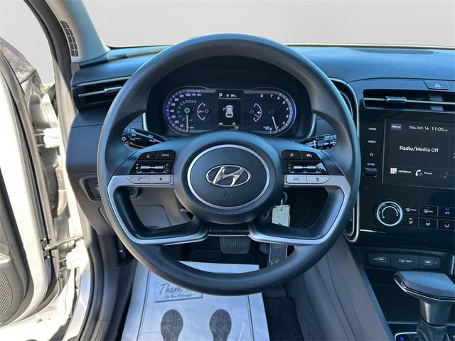 Photo of 2023 Shimmering Silver Hyundai TUCSON