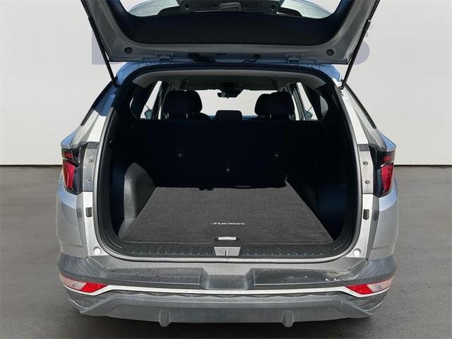 Photo of 2023 Shimmering Silver Hyundai TUCSON