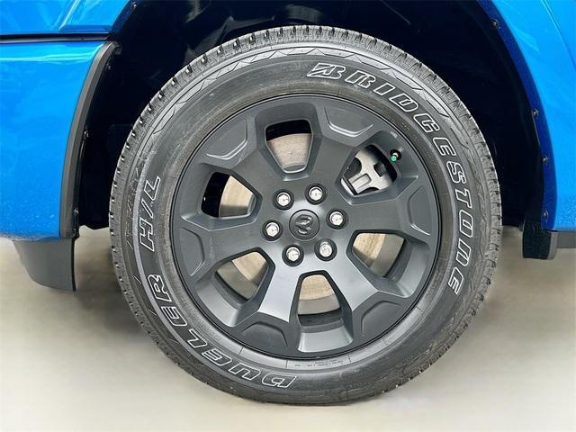 Photo of 2025 Hydro Blue Pearlcoat RAM 1500