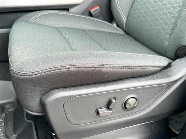 Photo of 2025 Hydro Blue Pearlcoat RAM 1500