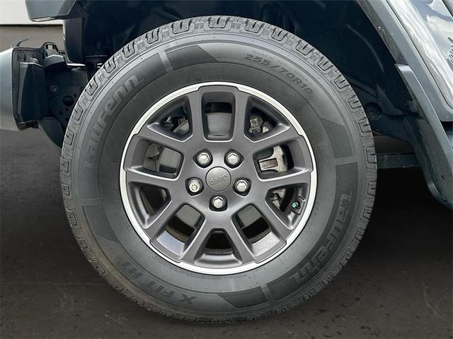 Photo of 2021 Granite Crystal Clearcoat Metallic Jeep Wrangler Unlimited