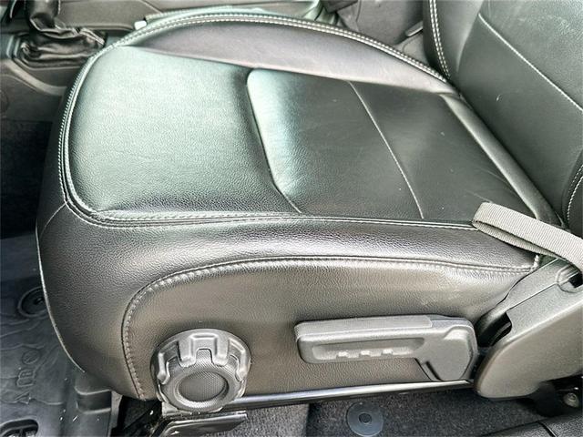 Photo of 2021 Granite Crystal Clearcoat Metallic Jeep Wrangler Unlimited