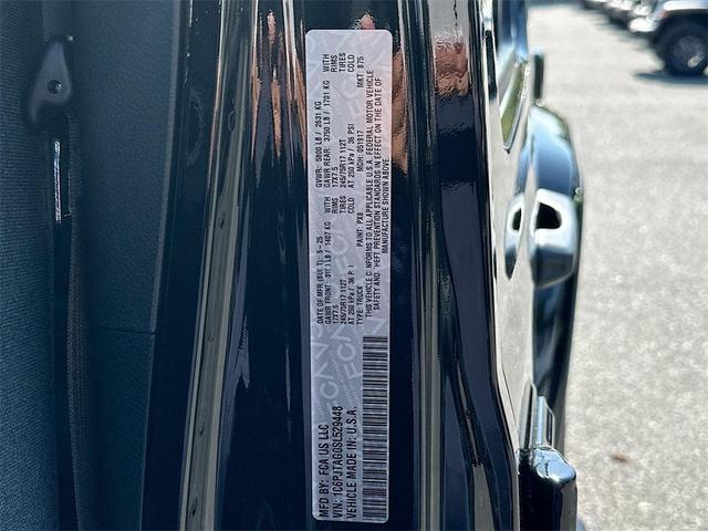 Photo of 2025 Black Clearcoat Jeep Gladiator