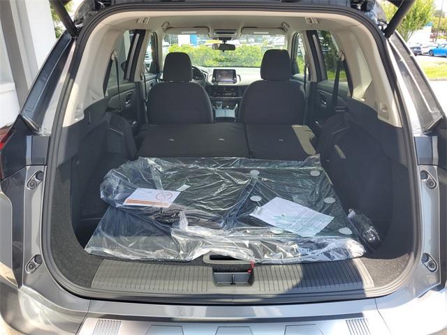 Photo of 2026 Gun Metallic Nissan Rogue