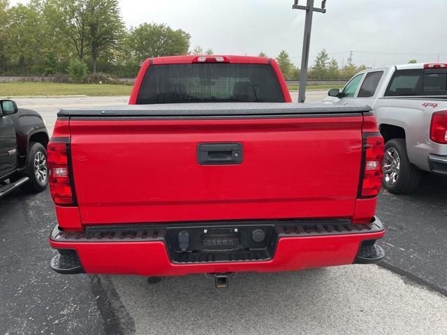 Photo of 2018 Red Chevrolet Silverado 1500