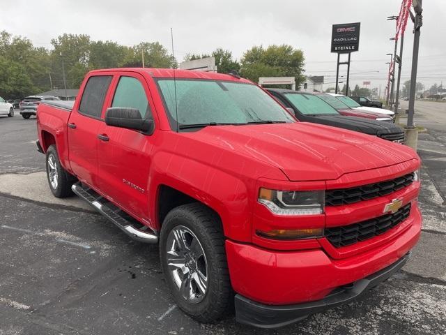 Photo of 2018 Red Chevrolet Silverado 1500