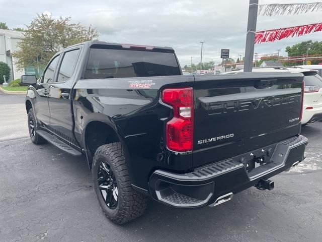 Photo of 2024 Black Chevrolet Silverado 1500