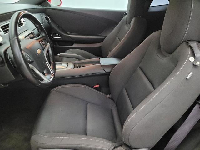 Photo of 2015 Red Chevrolet Camaro