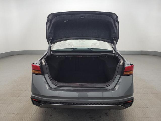 Photo of 2022 Gun Metallic Nissan Altima