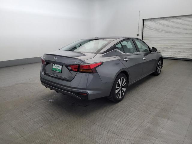 Photo of 2022 Gun Metallic Nissan Altima