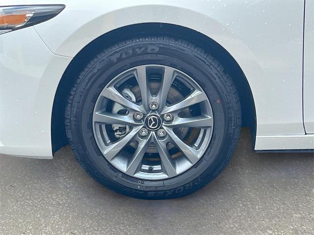 Photo of 2025 Snowflake White Pearl Mica Mazda Mazda3