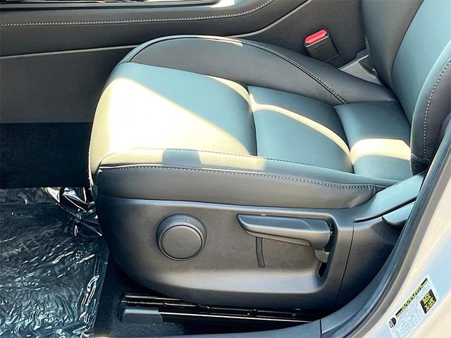Photo of 2025 Ceramic Metallic Mazda CX-30
