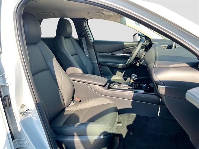 Photo of 2025 Ceramic Metallic Mazda CX-30
