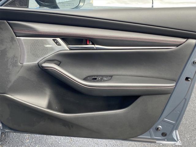 Photo of 2023 Polymetal Gray Metallic Mazda Mazda3