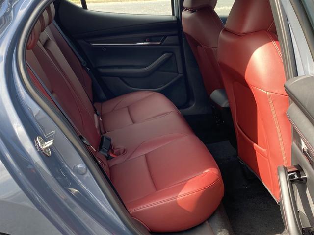 Photo of 2023 Polymetal Gray Metallic Mazda Mazda3