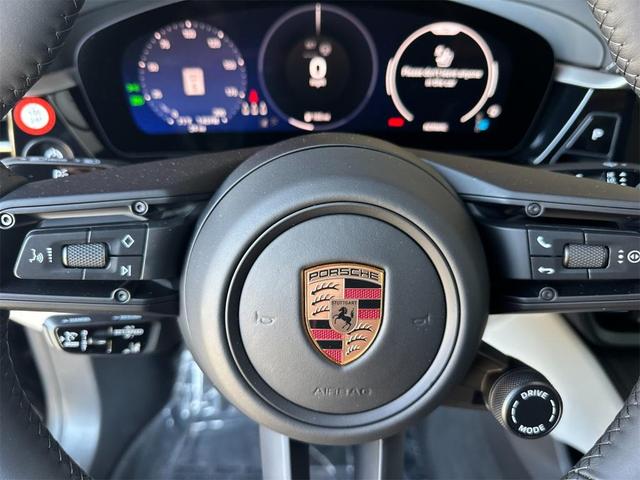 Photo of 2025 Gray Porsche Macan