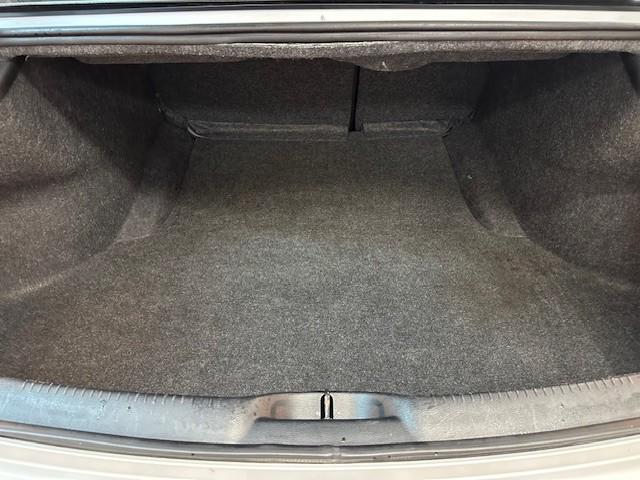 Photo of 2021 Silver Mist Clearcoat Chrysler 300