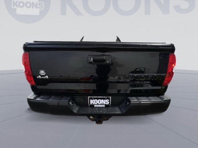 Photo of 2020 Midnight Black Metallic Toyota Tundra