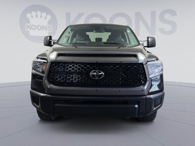 Photo of 2020 Midnight Black Metallic Toyota Tundra
