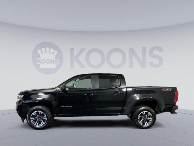 Photo of 2022 Black Chevrolet Colorado