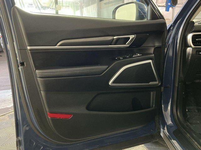 Photo of 2023 Midnight Lake Blue Kia Telluride