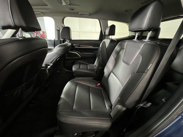 Photo of 2023 Midnight Lake Blue Kia Telluride