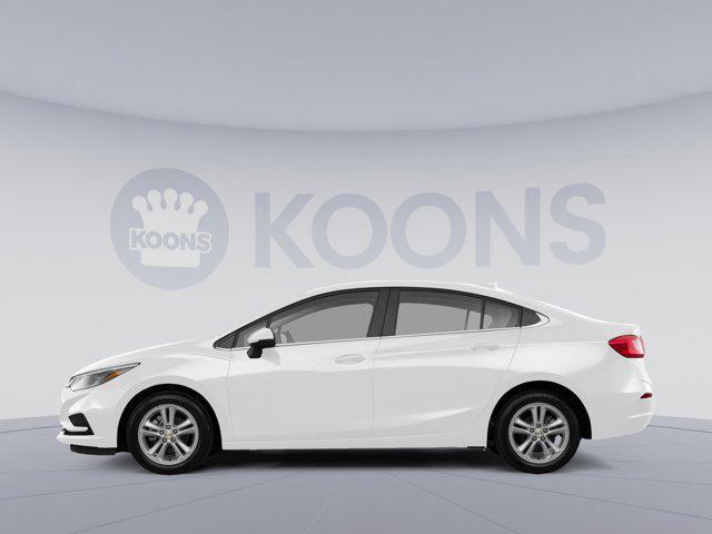 Photo of 2017 Summit White Chevrolet Cruze