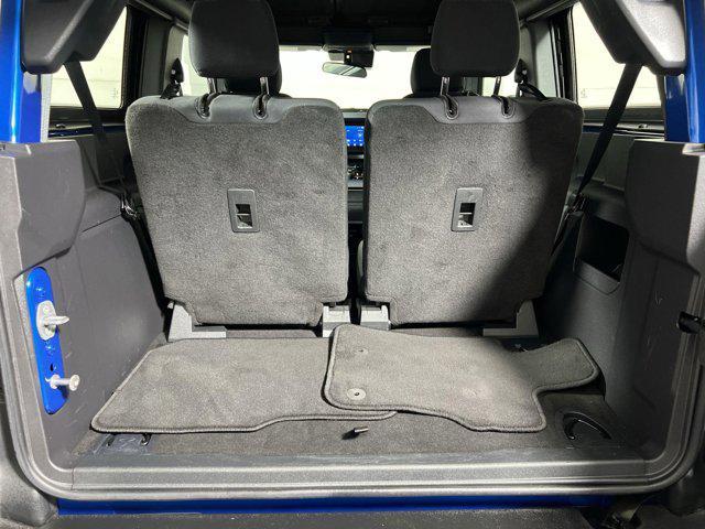 Photo of 2022 VELOCITY BLUE METALLIC Ford Bronco