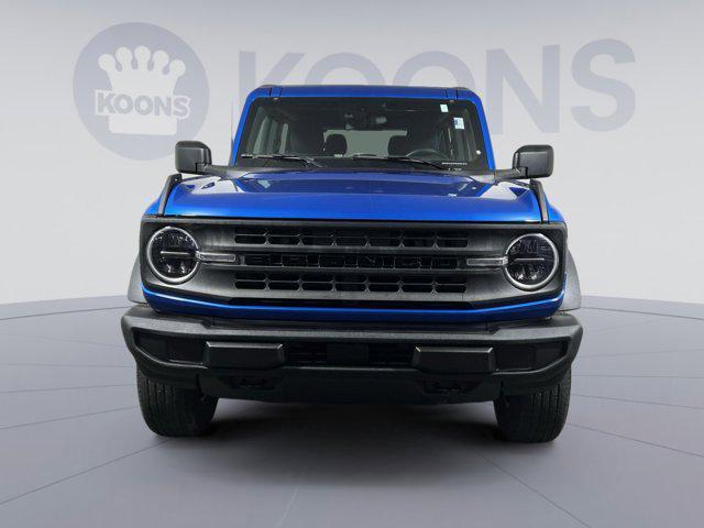 Photo of 2022 VELOCITY BLUE METALLIC Ford Bronco