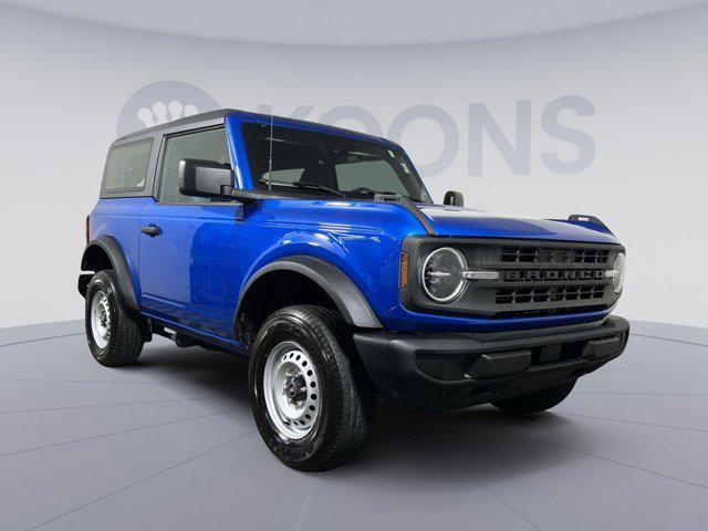 Photo of 2022 VELOCITY BLUE METALLIC Ford Bronco