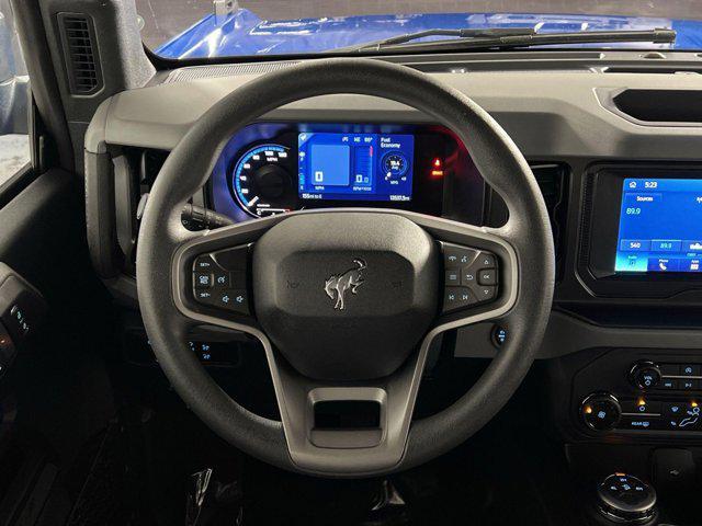 Photo of 2022 VELOCITY BLUE METALLIC Ford Bronco