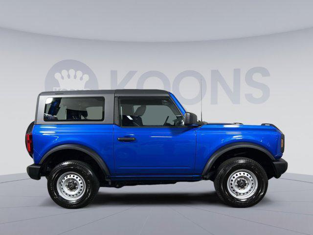 Photo of 2022 VELOCITY BLUE METALLIC Ford Bronco