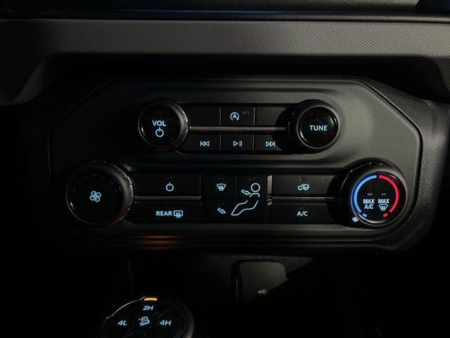 Photo of 2022 VELOCITY BLUE METALLIC Ford Bronco