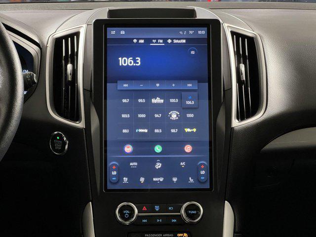 Photo of 2024 CARBONIZED GRAY Ford Edge