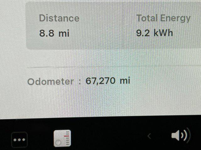 Photo of 2021 Gray Tesla Model 3