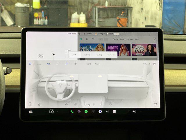 Photo of 2021 Gray Tesla Model 3