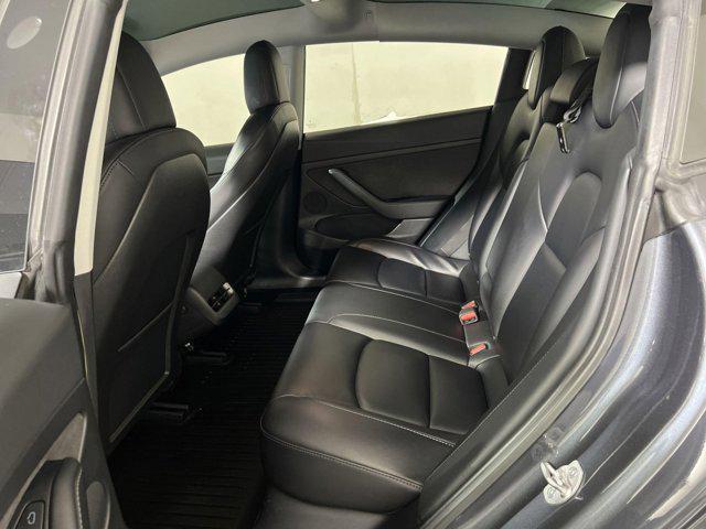 Photo of 2021 Gray Tesla Model 3