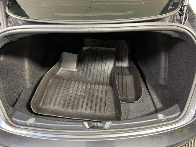 Photo of 2021 Gray Tesla Model 3