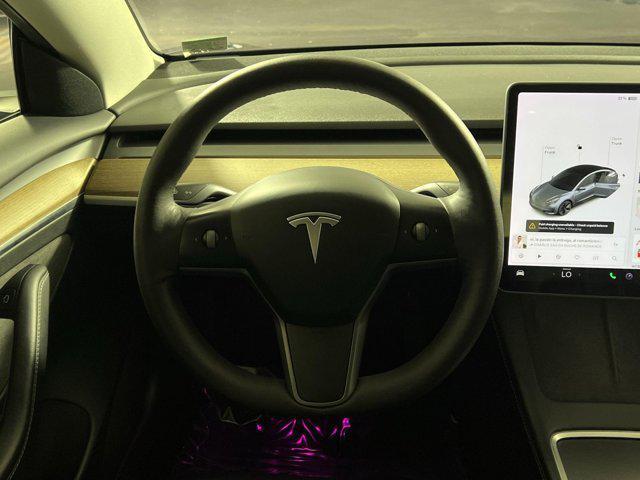 Photo of 2021 Gray Tesla Model 3