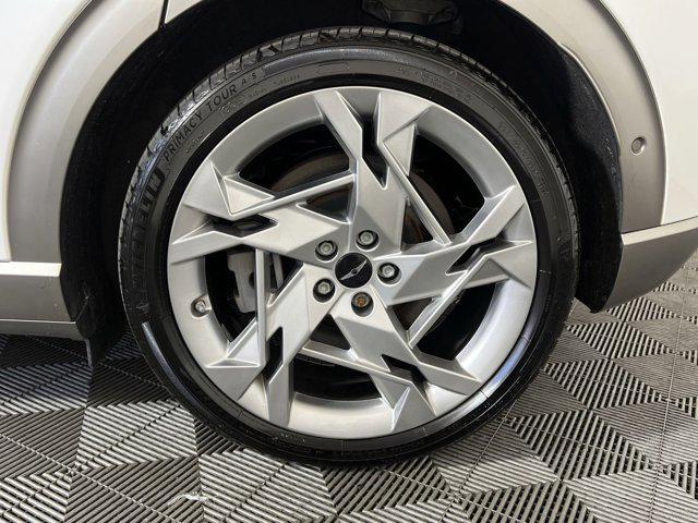 Photo of 2023 Uyuni White Genesis GV60