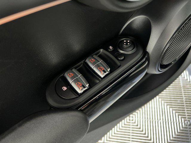 Photo of 2024 Black MINI Hardtop
