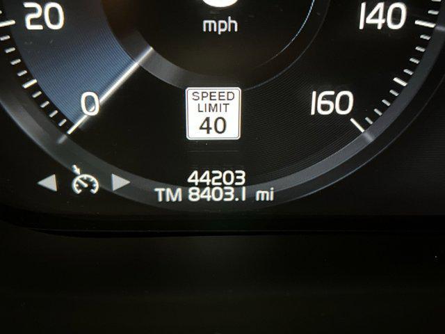 Photo of 2019 Black Volvo XC60