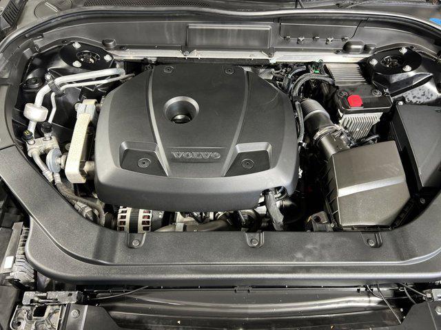 Photo of 2019 Black Volvo XC60