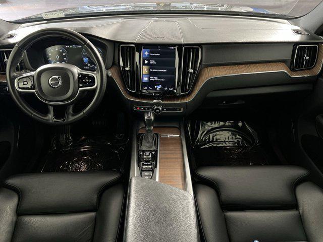 Photo of 2019 Black Volvo XC60
