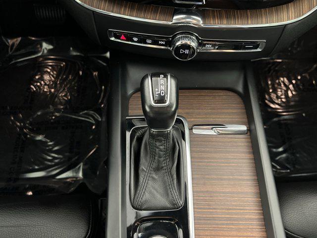 Photo of 2019 Black Volvo XC60
