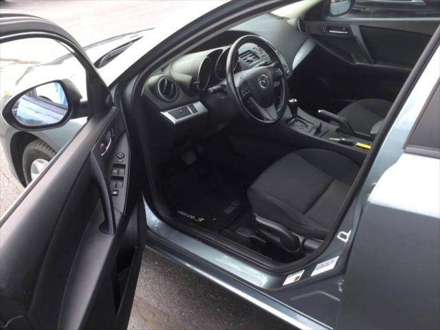 Photo of 2012 Blue Mazda Mazda3