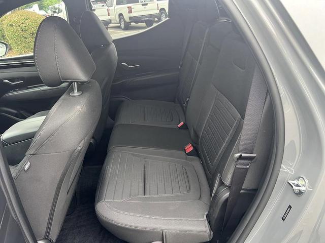 Photo of 2023 Gray Hyundai SANTA CRUZ