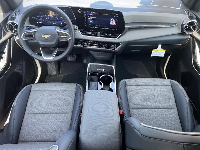 Photo of 2025 Gray Chevrolet Equinox