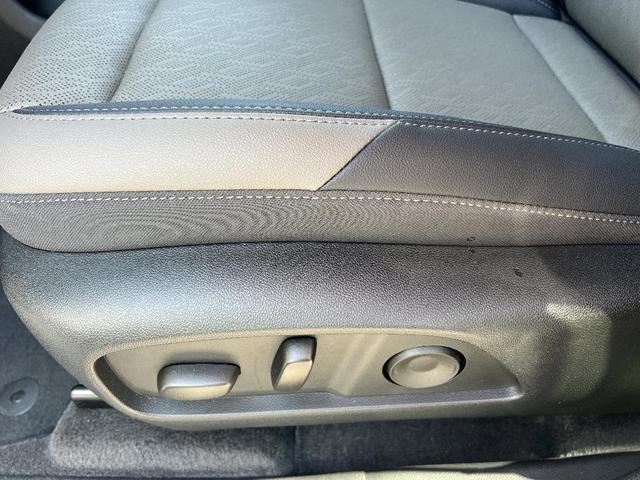 Photo of 2025 Gray Chevrolet Equinox